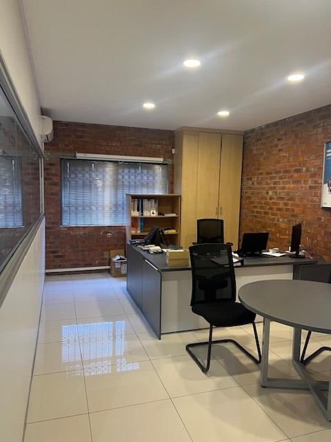 To Let commercial Property for Rent in Newton Park Eastern Cape